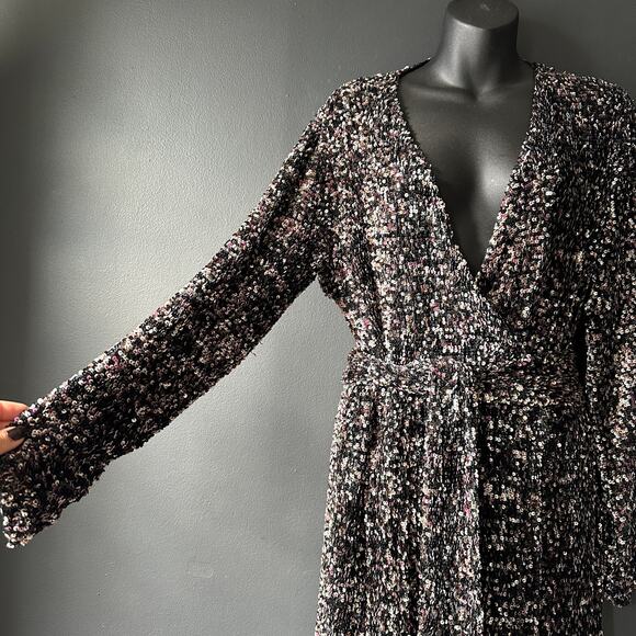 NICOLE FARHI Sequin Belted Wrap Dress Size 4 - Picture 5 of 14